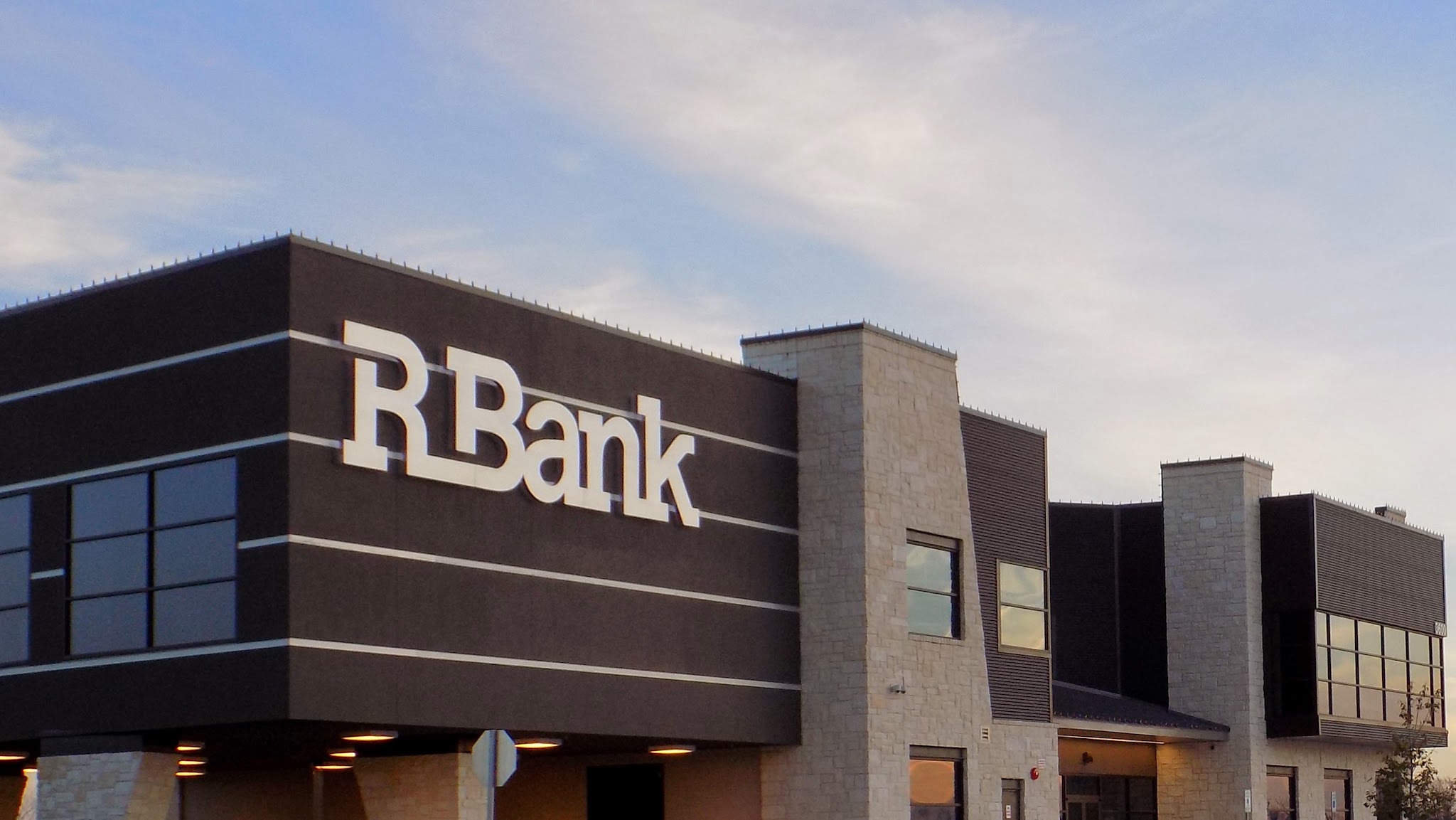 R Bank YouTube banner