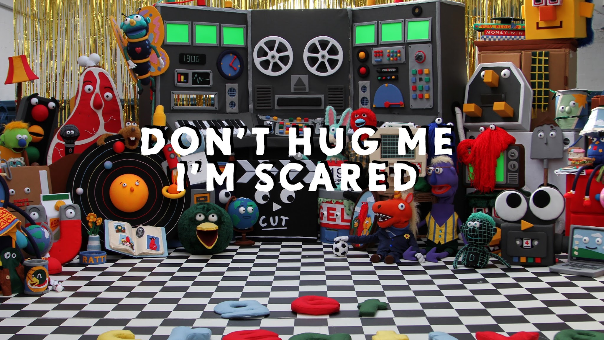 Don't Hug Me .I'm Scared YouTube banner