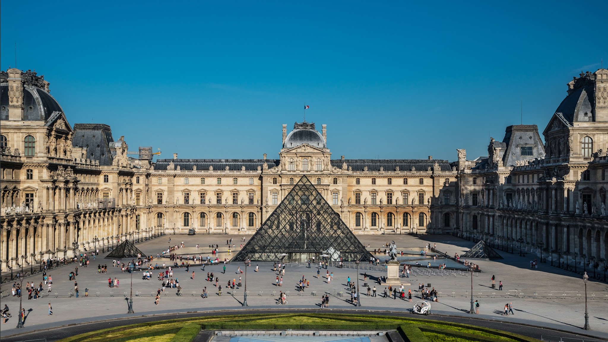 Musée du Louvre YouTube banner