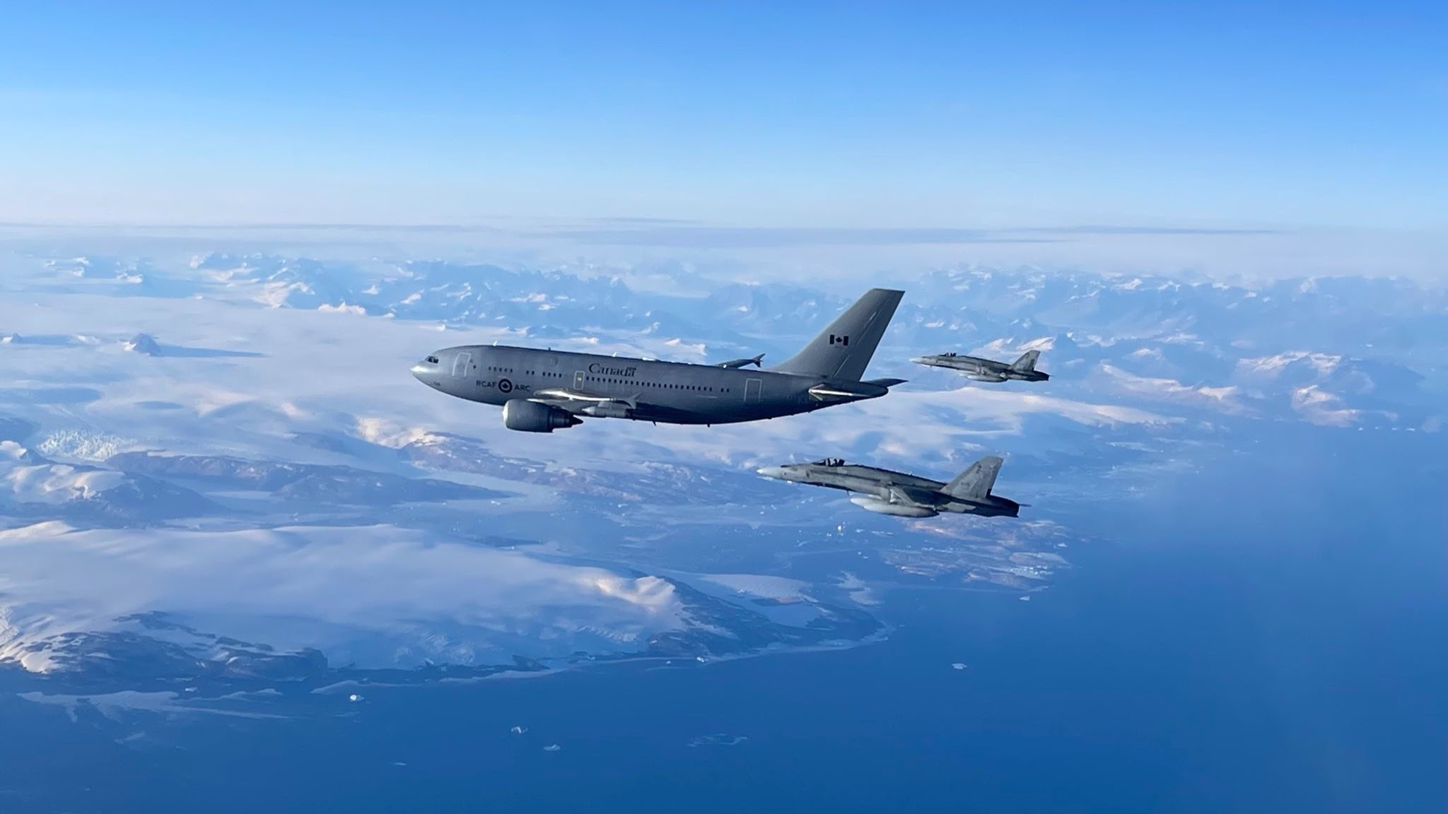 Forces armées canadiennes YouTube banner