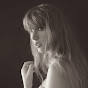 Taylor Swift YouTube channel avatar 